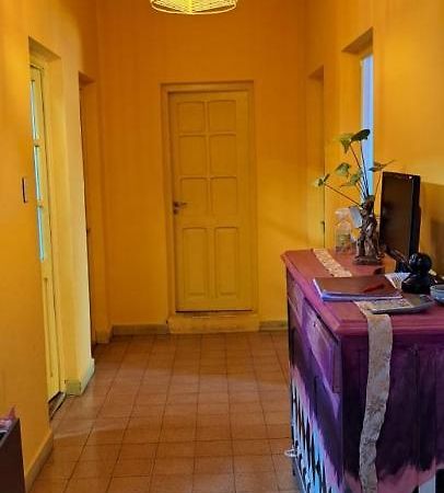 Hostel Lqueen 1 Сальта Екстер'єр фото