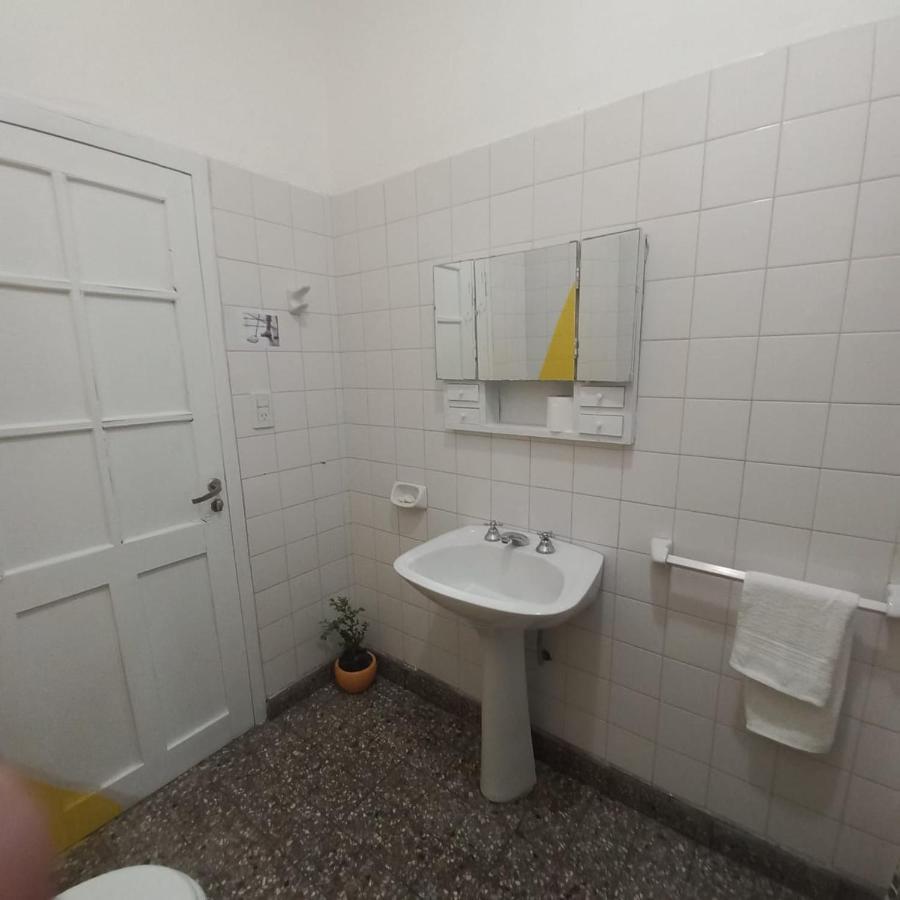 Hostel Lqueen 1 Сальта Екстер'єр фото